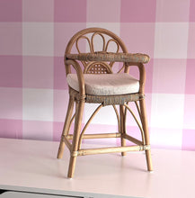 Load image into Gallery viewer, London Petite Highchair