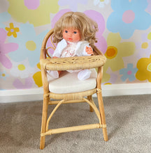Load image into Gallery viewer, London Petite Highchair