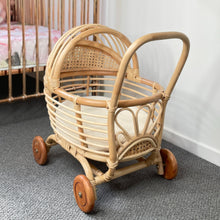 Load image into Gallery viewer, London Doll Pram